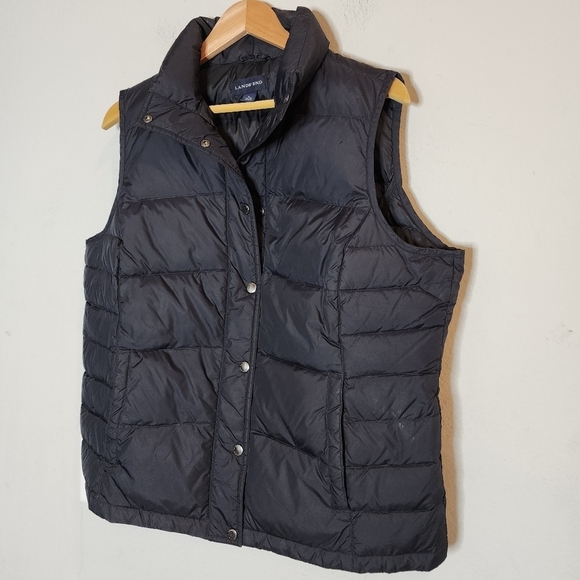 Lands' End down black puffer vest. Women's size Large. - Picture 8 of 15